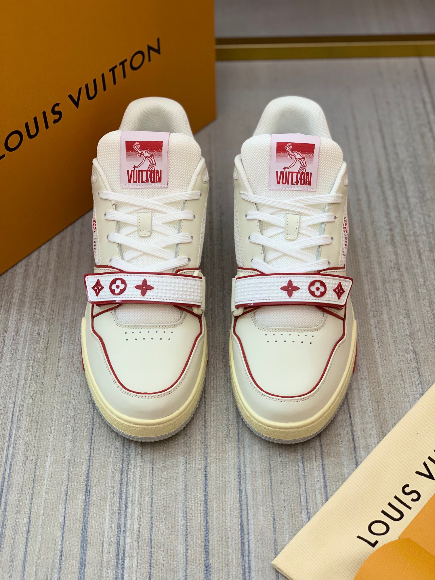 루이비통 2022 남여공용 운동화 LV012 SH-R