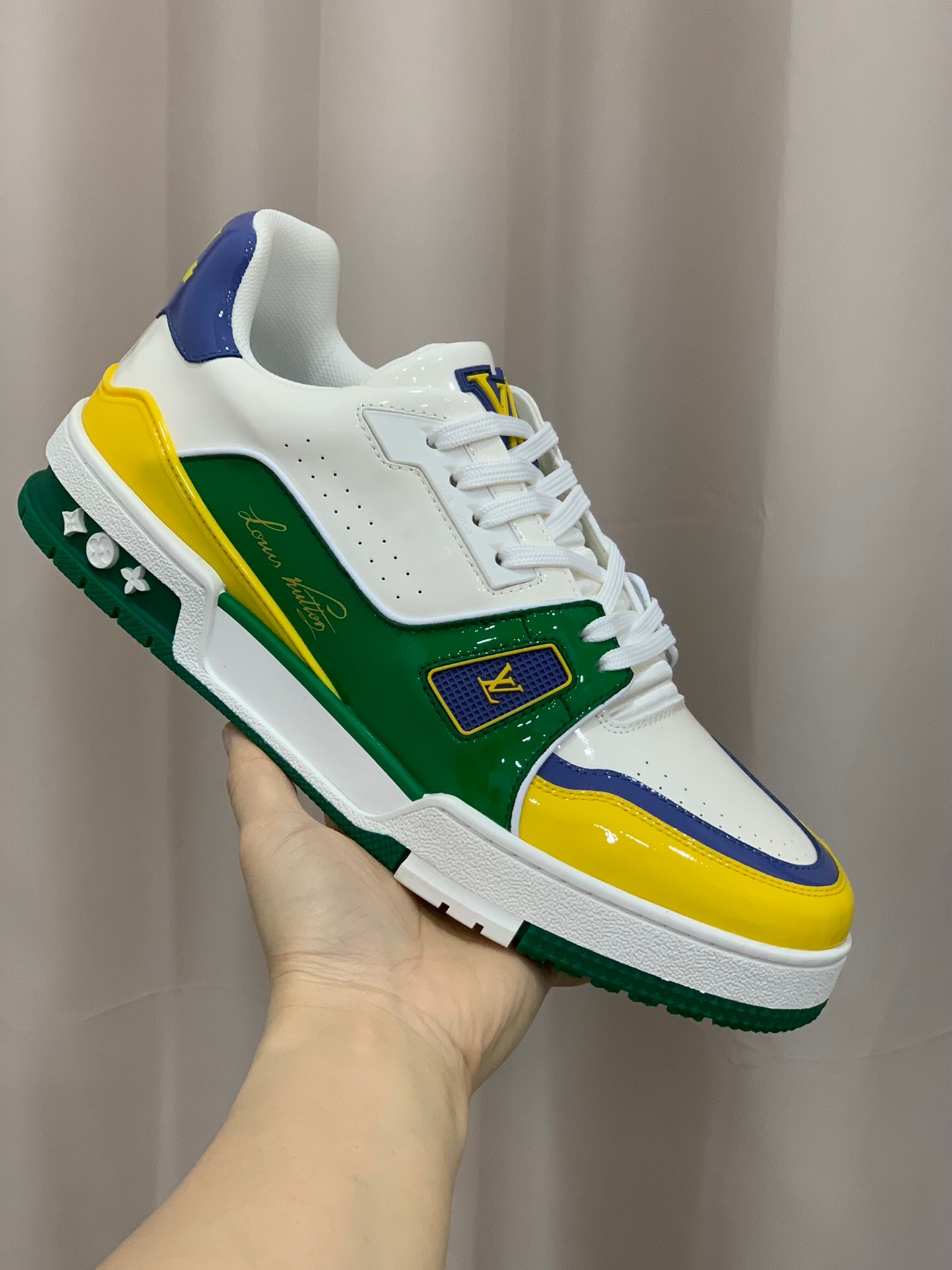 루이비통 2022 남성용 운동화 LV016 SH-R