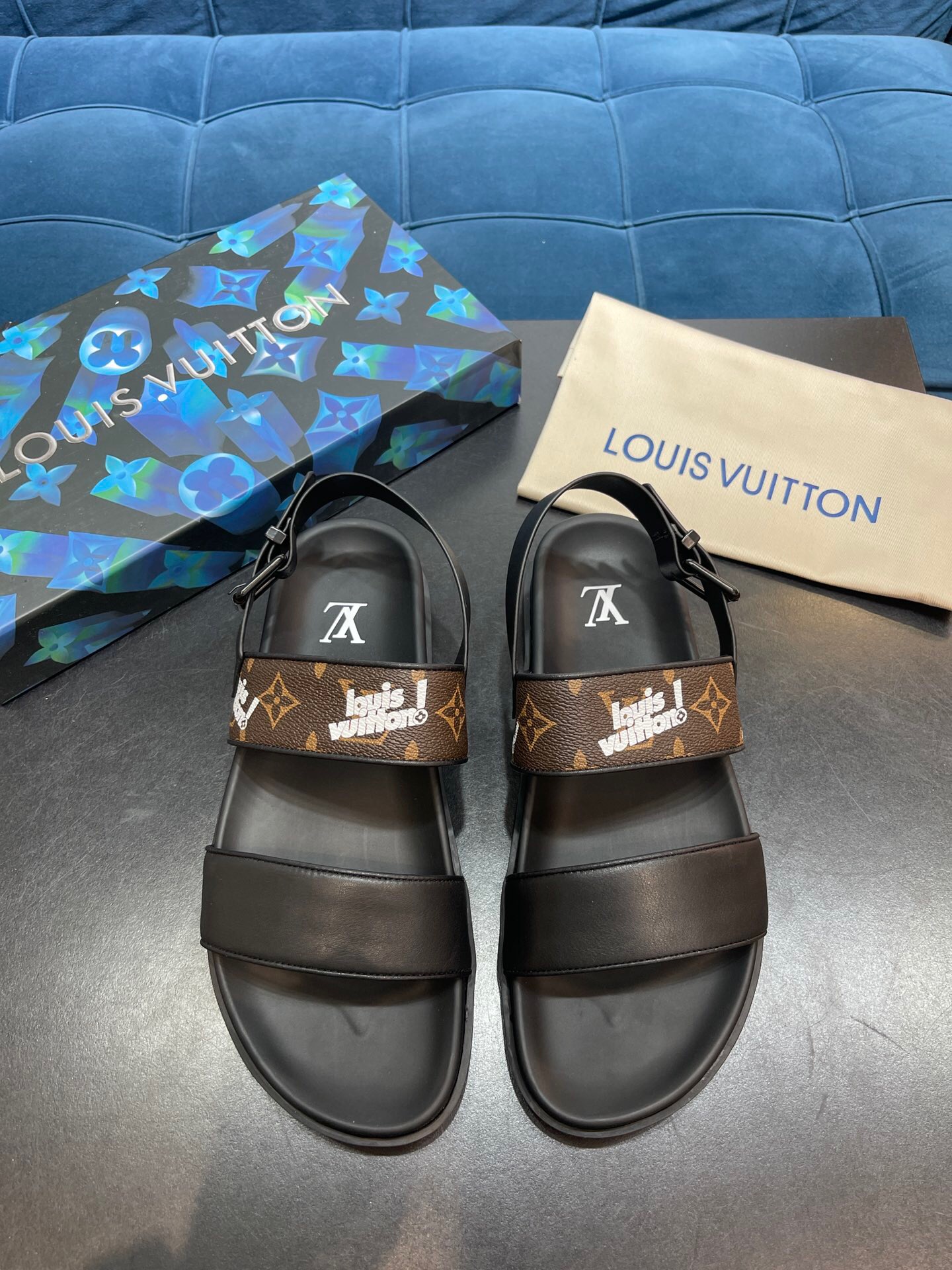 루이비통 2022 남성용 샌들 LV066 SH-H