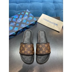 루이비통 2022 남성용 슬리퍼 LV079 SH-H