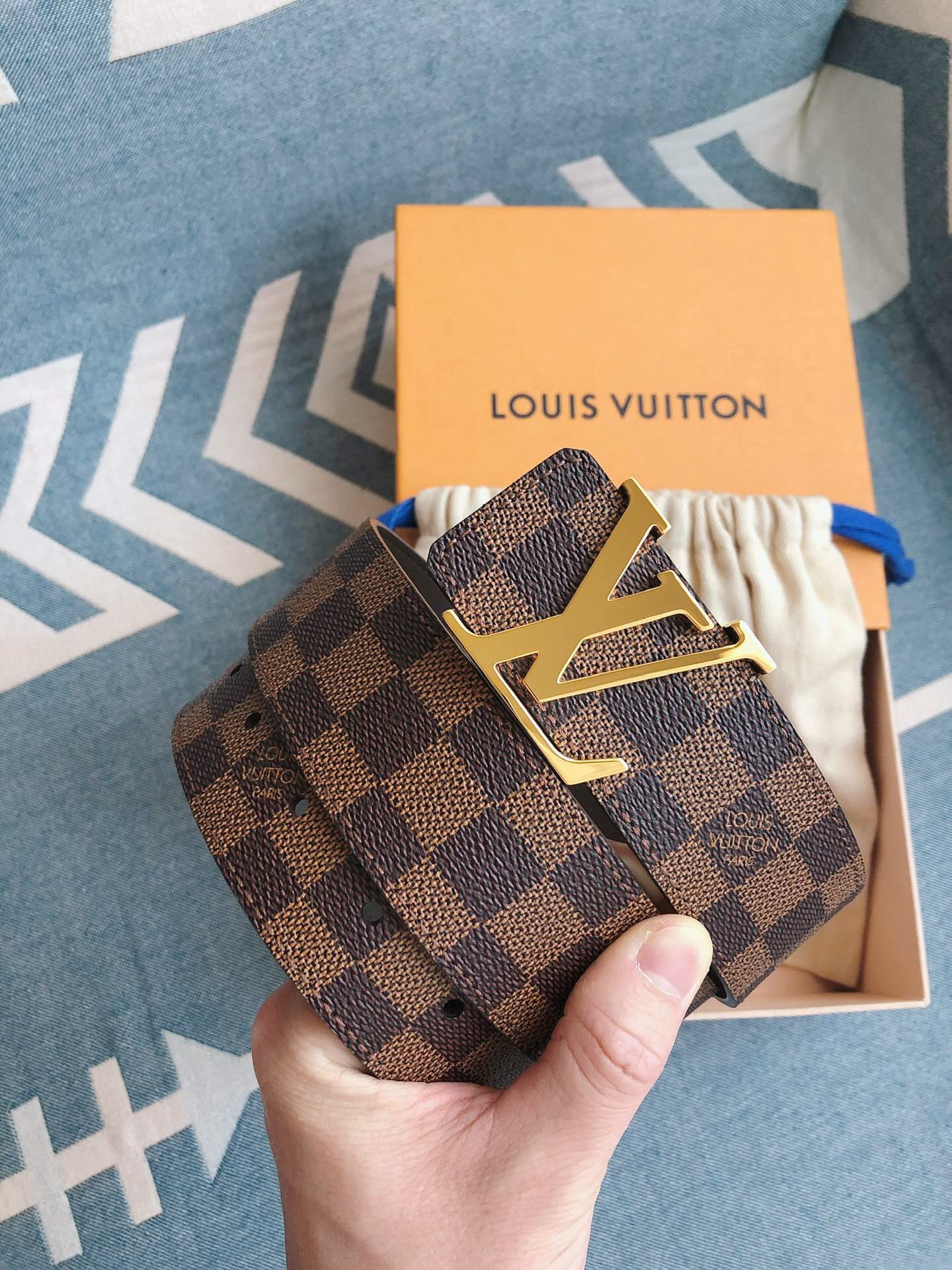 루이비통 2022 남성용 벨트 LV032 BT1