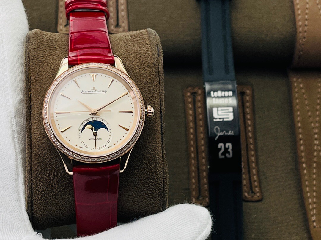 JAEGER-LECOULTRE 예거 르쿨트르 여성용 시계 WA722 TM
