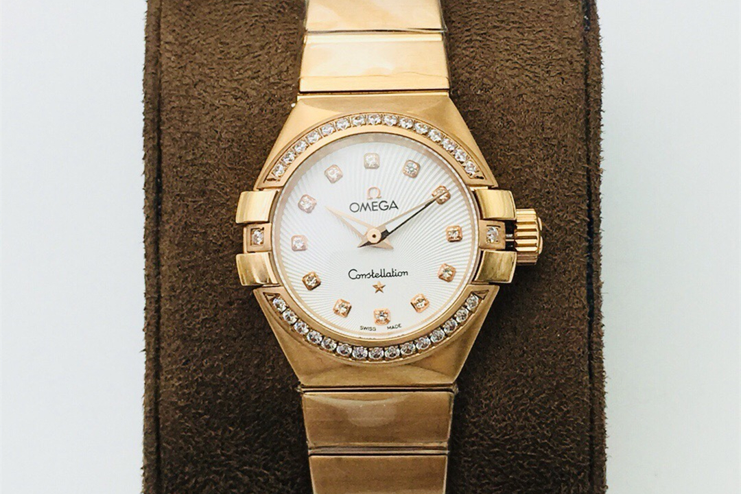 OMEGA  오메가 여성용 시계 WA740 TM