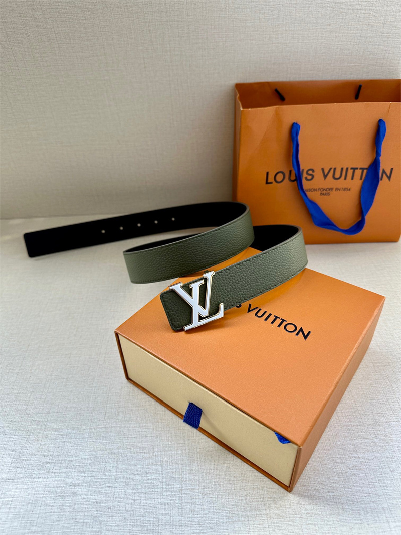 루이비통 2022 남성용 벨트 LV066 BT1