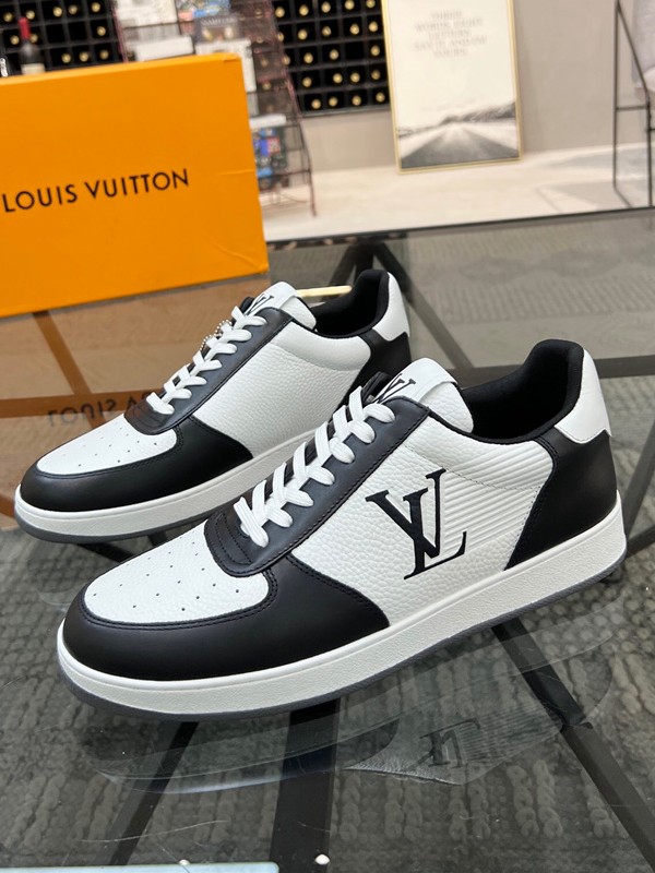 루이비통 2022 남성용 스니커즈 LV214 SH-H