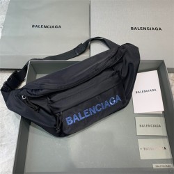 발렌시아가 2023 남여공용 힙색 BA001  BA