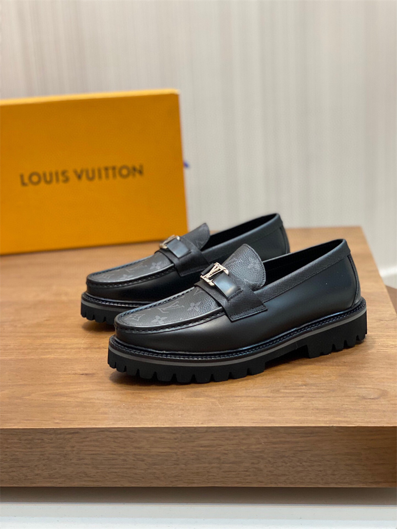 루이비통 2023 남성용 로퍼 LV303 SH-E