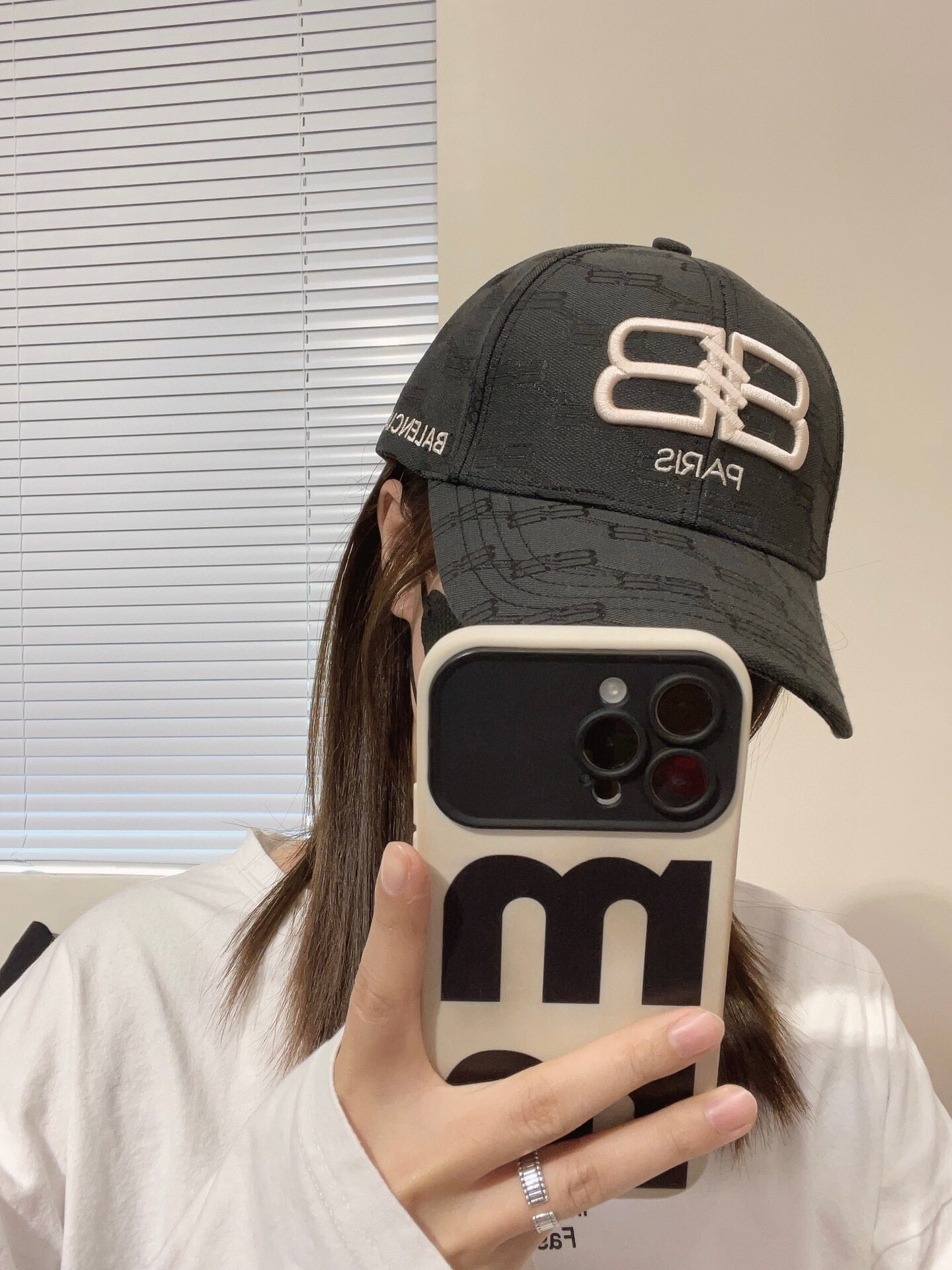 발렌시아가 남여공용 볼캡 모자 SN864 GT