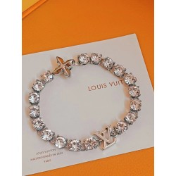 루이비통 24SS 로고 Crystals 팔찌 SN917 AGG