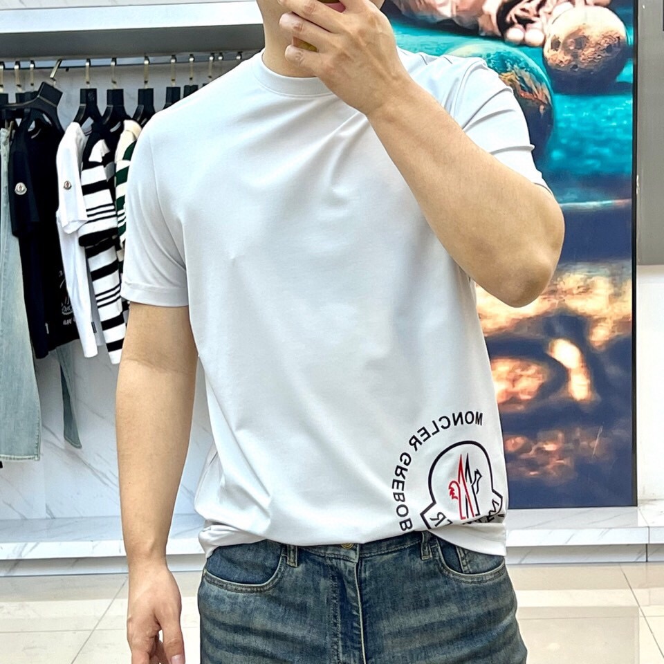 몽클레어 2025 남성용 반팔티 MQ1237 PD