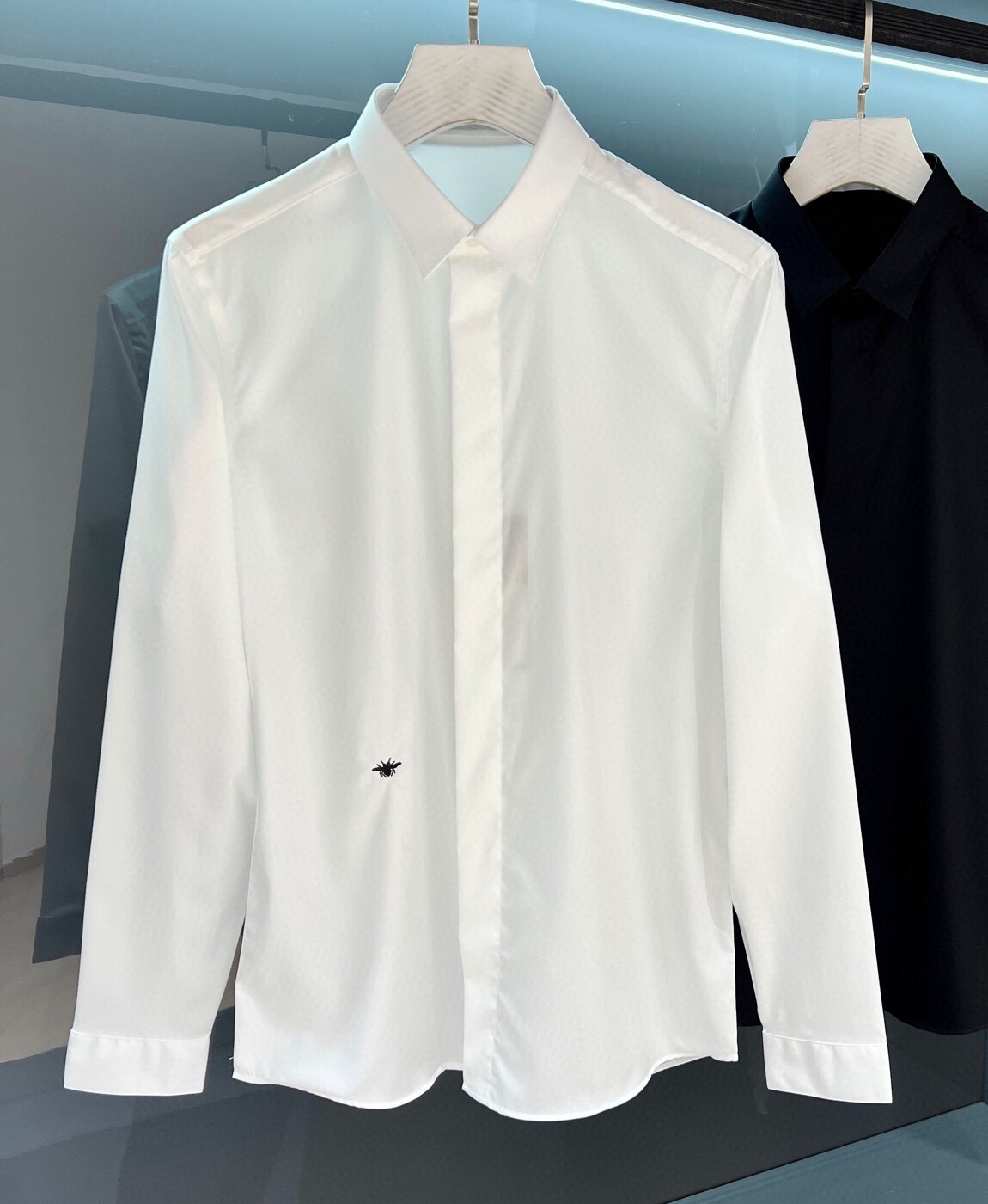 [홍콩명품.Christian Dior]크리스챤 디올 2025 남성용 셔츠 CD836 HD 2컬러 홍콩명품의류,구매대행,온라인명품