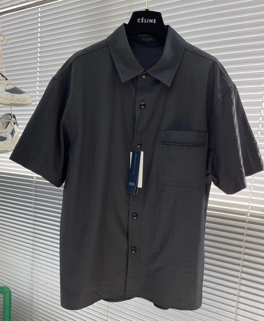 [홍콩명품.Christian Dior]크리스챤 디올 2025 남성용 반팔셔츠 CD837 HD 홍콩명품의류,구매대행,온라인명품