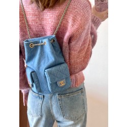 [홍콩명품.CHANEL]샤넬 25C 크루즈 데님 백팩 호보 CC로고 포켓 체인  블루 AS5310