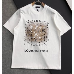 [홍콩명품.LOUIS VUITTON] 루이비통 2025 남성용 반팔 LV1850 HD  홍콩명품의류,구매대행,온라인명품