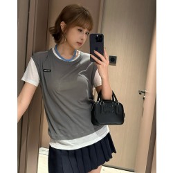 [홍콩명품.MIU MIU ] 미우미우 2025 여성용 반팔 WA5548 JS-A  홍콩명품의류,구매대행,온라인명품