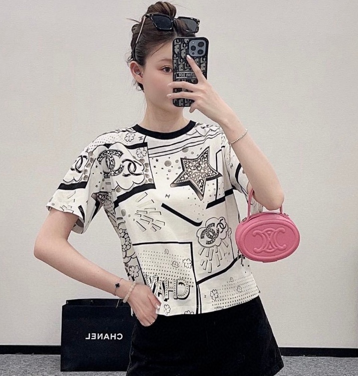 [홍콩명품.CHANEL ] 샤넬 2025 여성용  반팔 WA5573 JS-A  홍콩명품의류,구매대행,온라인명품