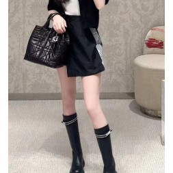 [홍콩명품.Christian Dior ]크리스챤 디올  2025 여성용 반바지 WA5640 JS-A  2컬러 홍콩명품의류,구매대행,온라인명품