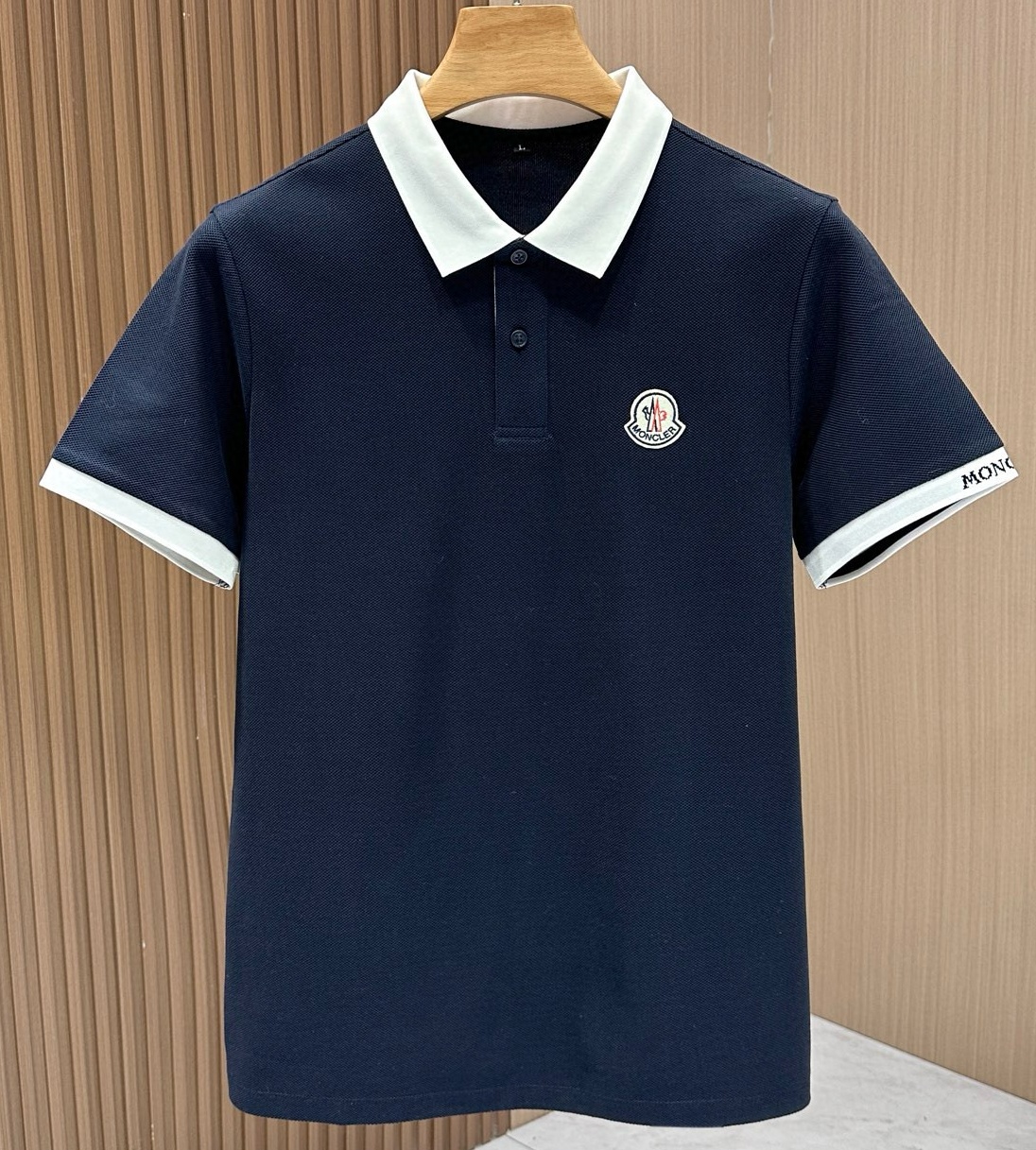 [홍콩명품.MONCLER] 몽클레어 2025 남성용 폴로반팔티 MQ1280 YB 홍콩명품의류,구매대행,온라인명품