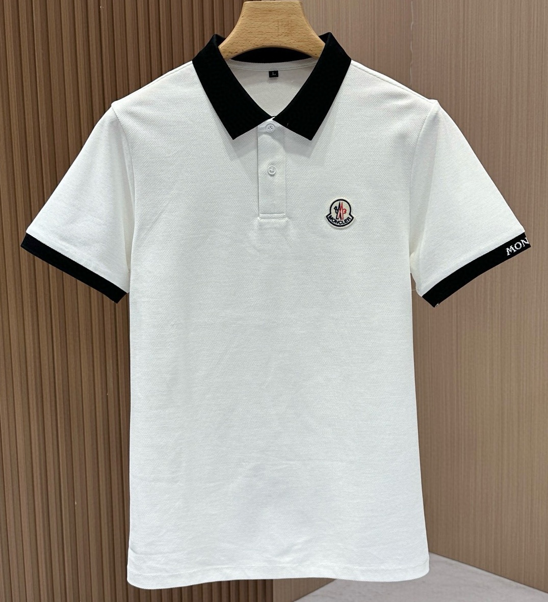 [홍콩명품.MONCLER] 몽클레어 2025 남성용 폴로반팔티 MQ1281 YB 홍콩명품의류,구매대행,온라인명품