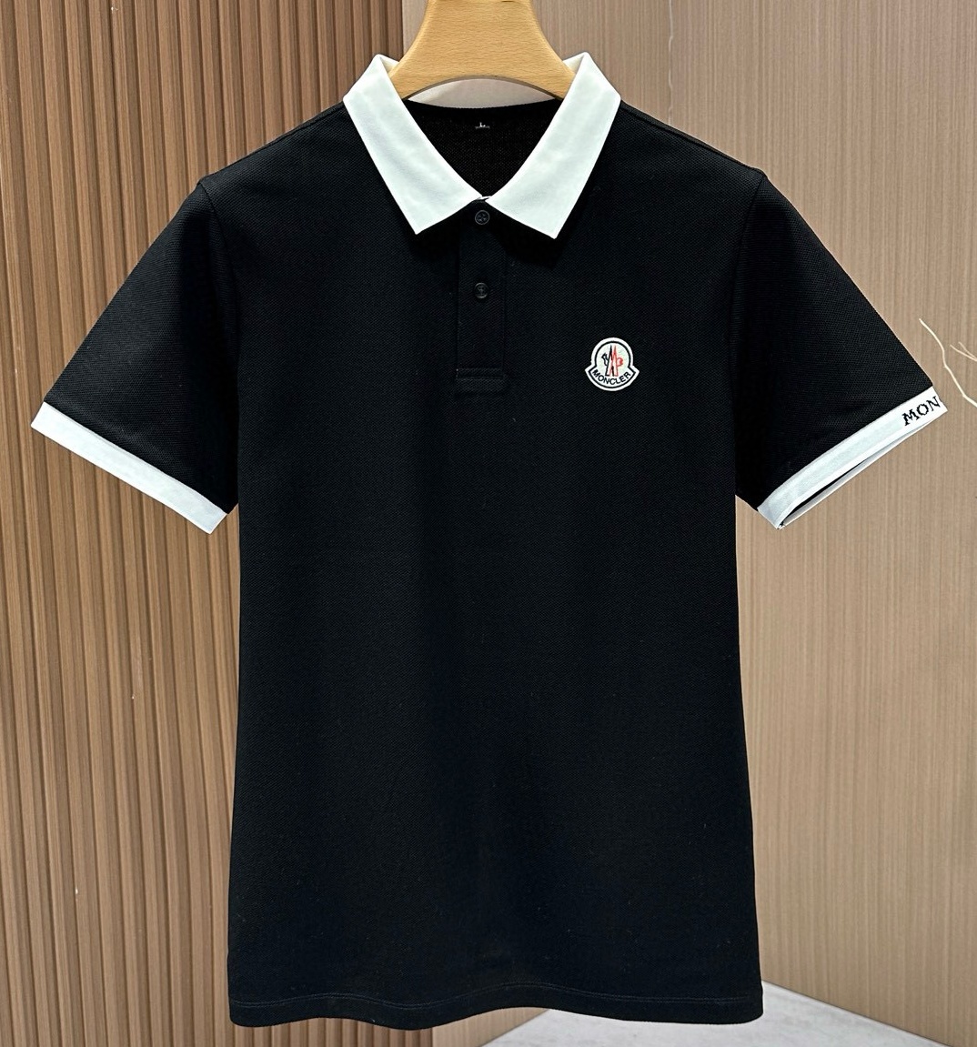 [홍콩명품.MONCLER] 몽클레어 2025 남성용 폴로반팔티 MQ1282 YB 홍콩명품의류,구매대행,온라인명품