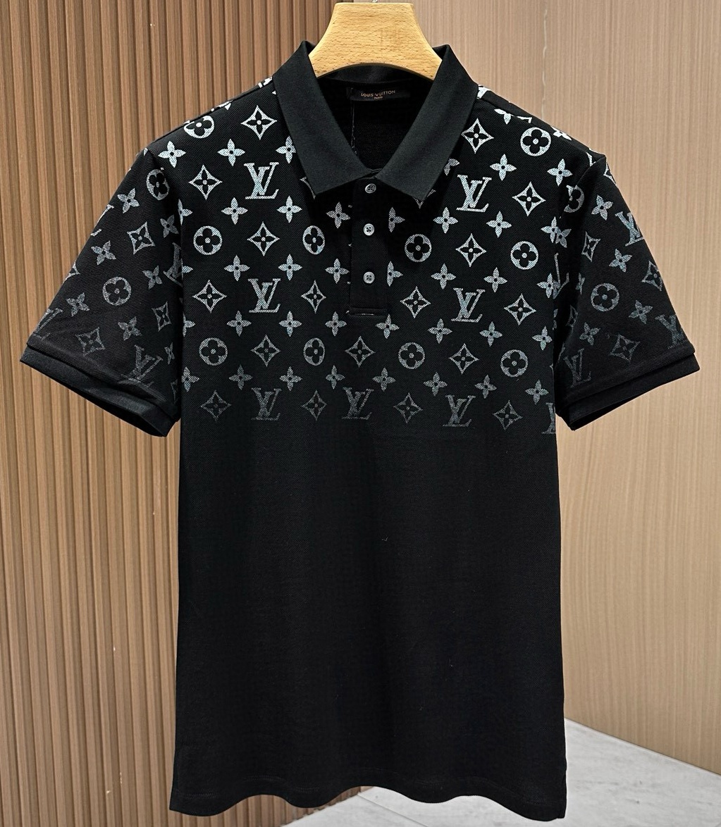 [홍콩명품.LOUIS VUITTON] 루이비통 2025 남성용 폴로반팔 LV1856 YB 홍콩명품의류,구매대행,온라인명품