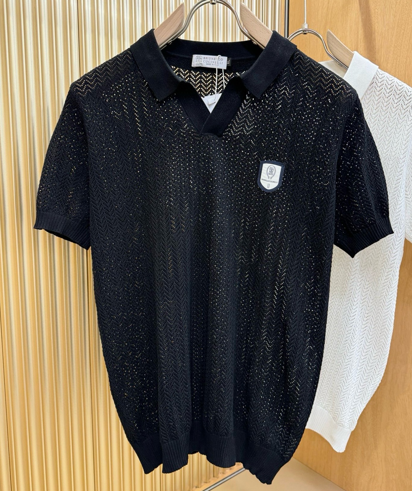 [홍콩명품.BRUNELLO CUCINELLI]브루넬로 쿠치넬리 2025 남성용 니트반팔 BL1177 PD 홍콩명품의류,구매대행,온라인명품