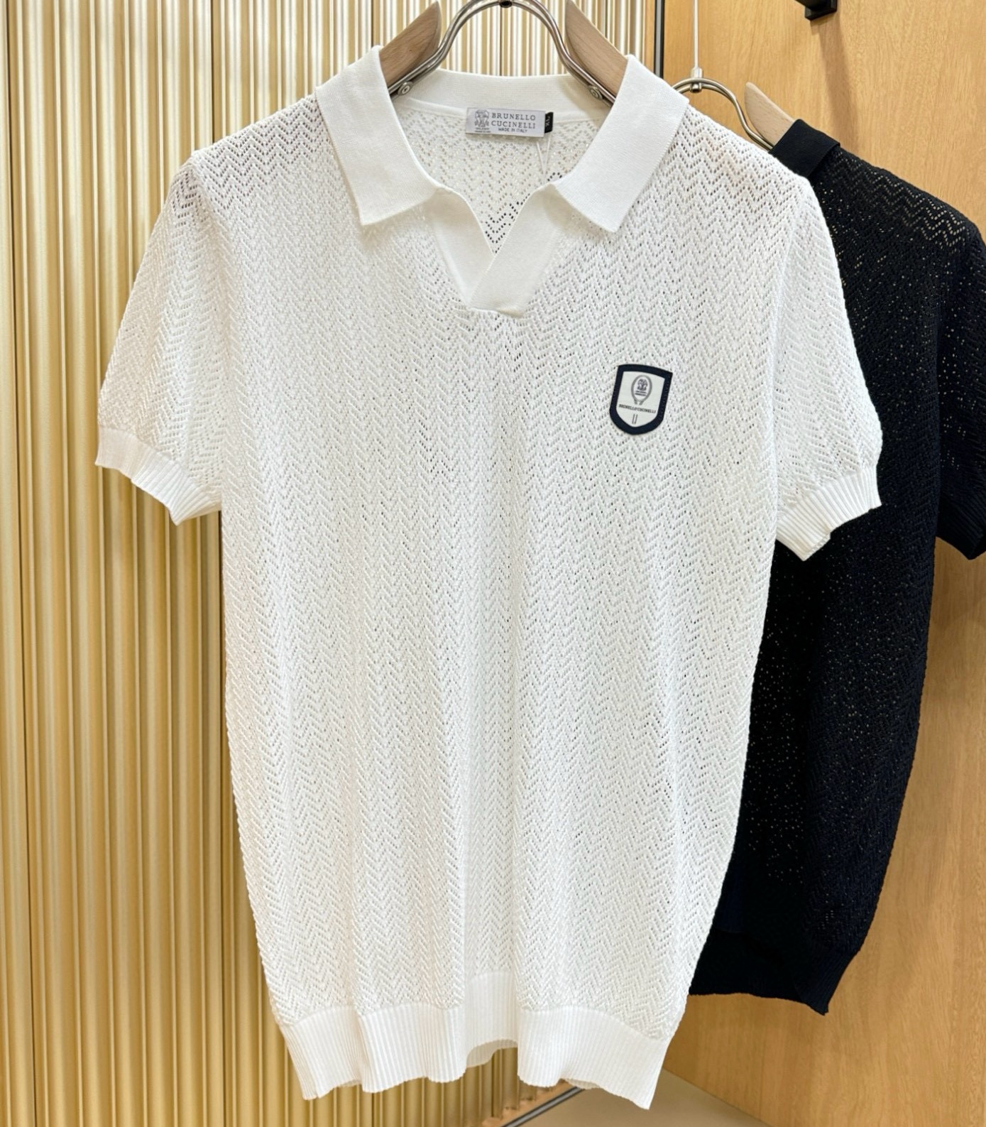[홍콩명품.BRUNELLO CUCINELLI]브루넬로 쿠치넬리 2025 남성용 니트반팔 BL1178 PD 홍콩명품의류,구매대행,온라인명품