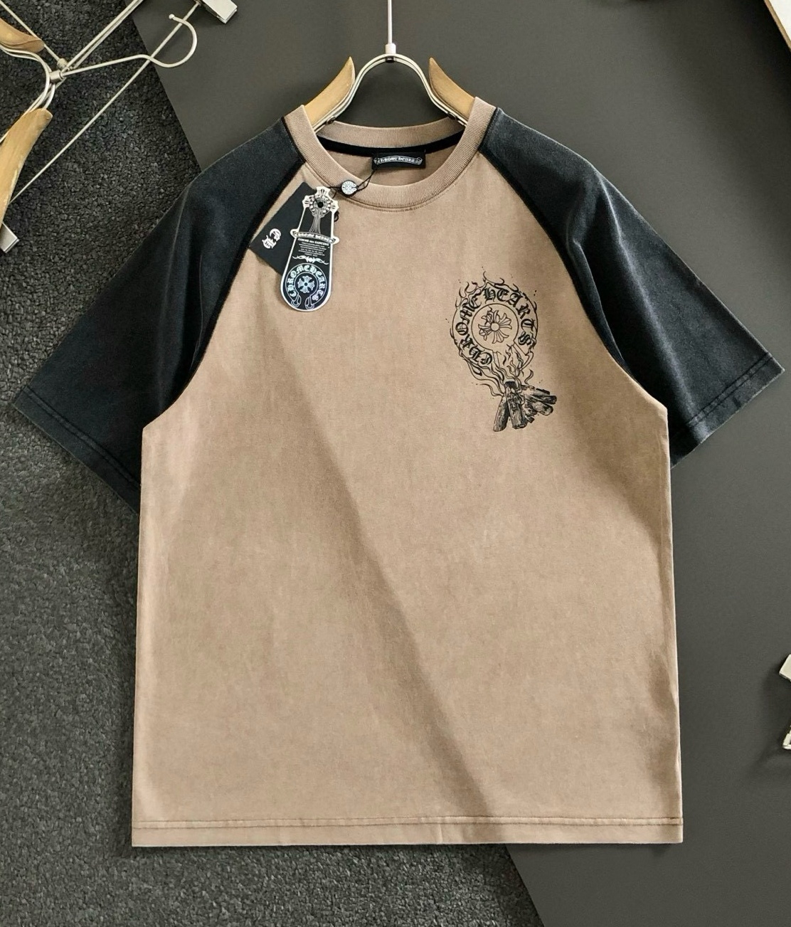 [홍콩명품.CHROME HEARTS] 크롬하츠 2025 남성용 반팔 GC291 YB 홍콩명품의류,구매대행,온라인명품