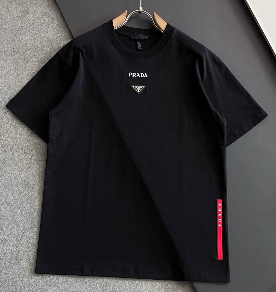 [홍콩명품.PRADA] 프라다 2025 남성용 반팔 PD1349 YB 2컬러 홍콩명품의류,구매대행,온라인명품