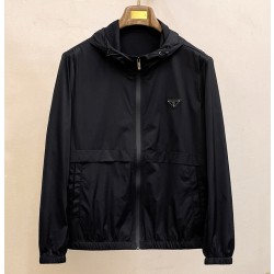 [홍콩명품.PRADA]프라다 2025 남성용 바람막이 자켓 PD1363 PD 홍콩명품의류,구매대행,온라인명품