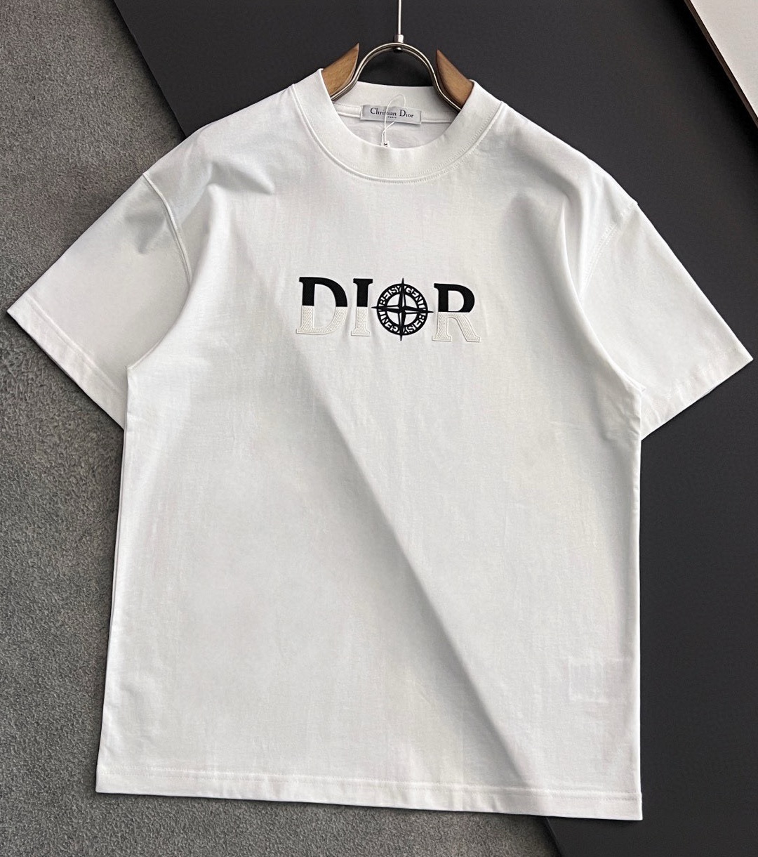 [홍콩명품.Christian Dior] 크리스챤 디올 2025 남성용 반팔 CD902 YB 2컬러 홍콩명품의류,구매대행,온라인명품