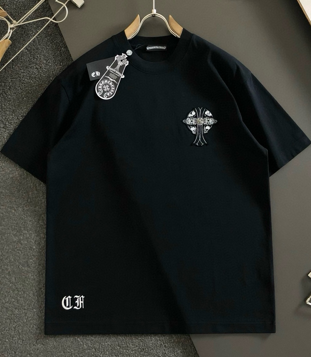 [홍콩명품.CHROME HEARTS] 크롬하츠 2025 남성용 반팔 GC315 YB 2컬러 홍콩명품의류,구매대행,온라인명품