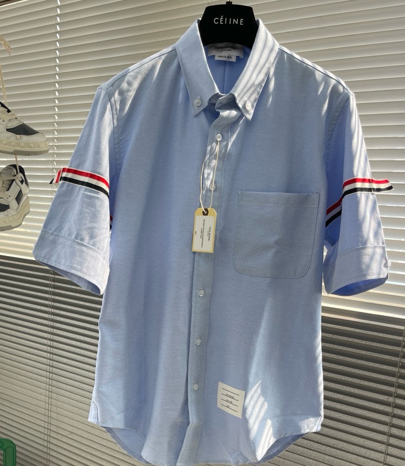 [홍콩명품.THOM BROWNE ] 톰 브라운 2025 남성용 반팔셔츠  TB1228 HD 홍콩명품의류,구매대행,온라인명품