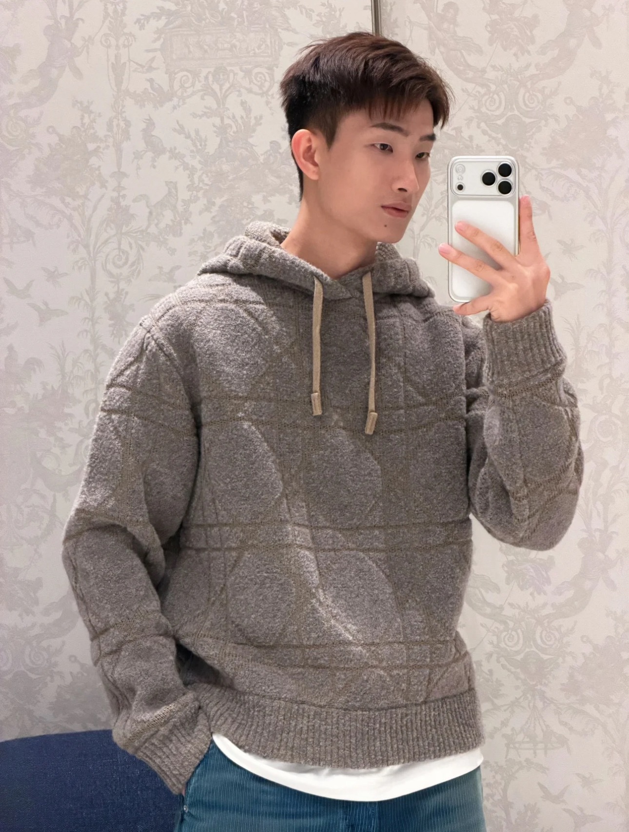 [홍콩명품.Christian Dior] 크리스챤 디올 2026 남성용 울혼방 풀오버 CD1521 HHB 홍콩명품의류,구매대행,온라인명품