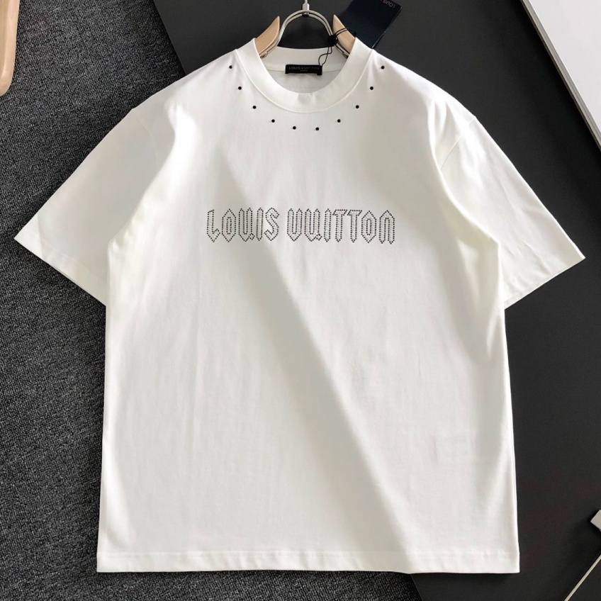 [홍콩명품.LOUIS VUITTON] 루이비통 2026 남성용 반팔 LV3221 PD 홍콩명품의류,구매대행,온라인명품