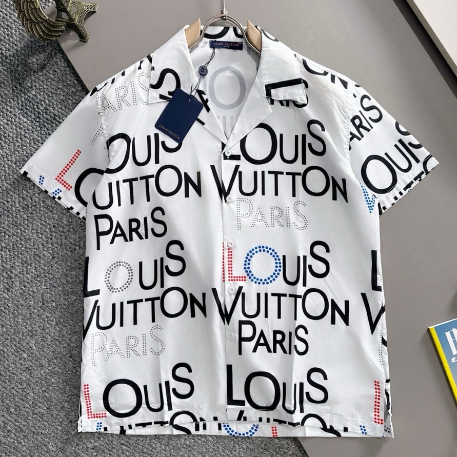 [홍콩명품.LOUIS VUITTON] 루이비통 2026 남성용 반팔셔츠 LV3313 YB 홍콩명품의류,구매대행,온라인명품