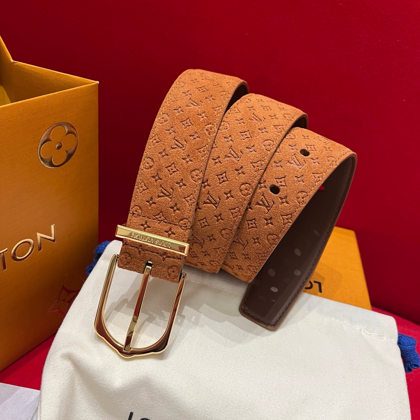 [홍콩명품.LOUIS VUITTON] 루이비통 2026 남성용 가죽벨트 3.5CM  LV003