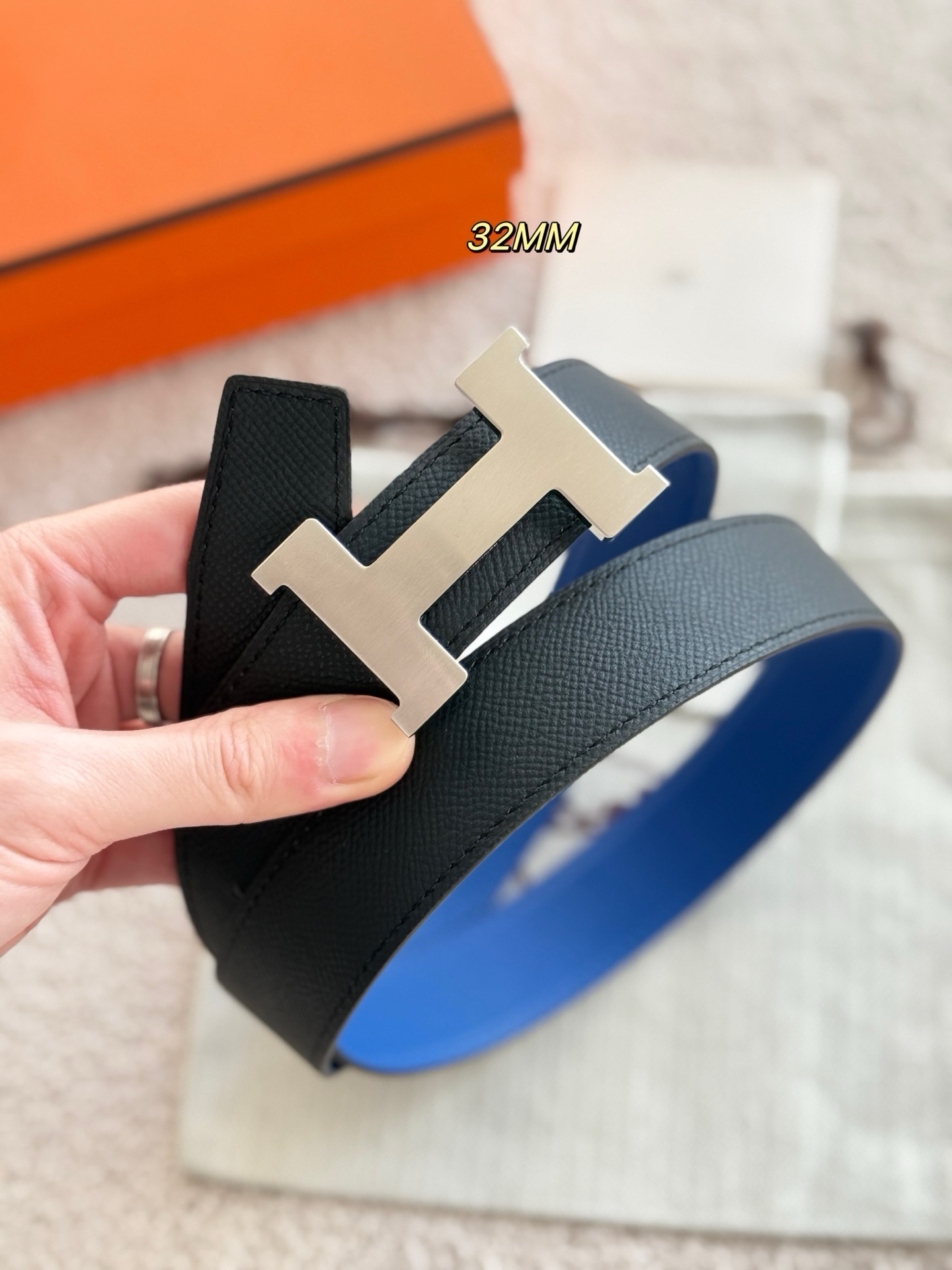 [홍콩명품.HERMES] 에르메스 2026 남성용 가죽벨트 3.8 CM HM044